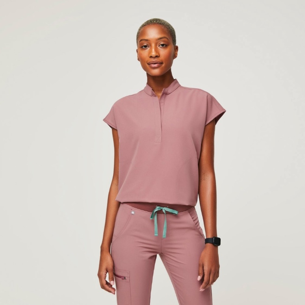 *NEW* Mineral Mauve Figs scrub top .